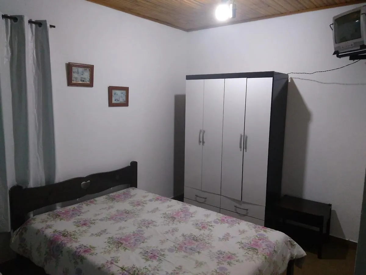 Guest house Suites Campos Do Jordao